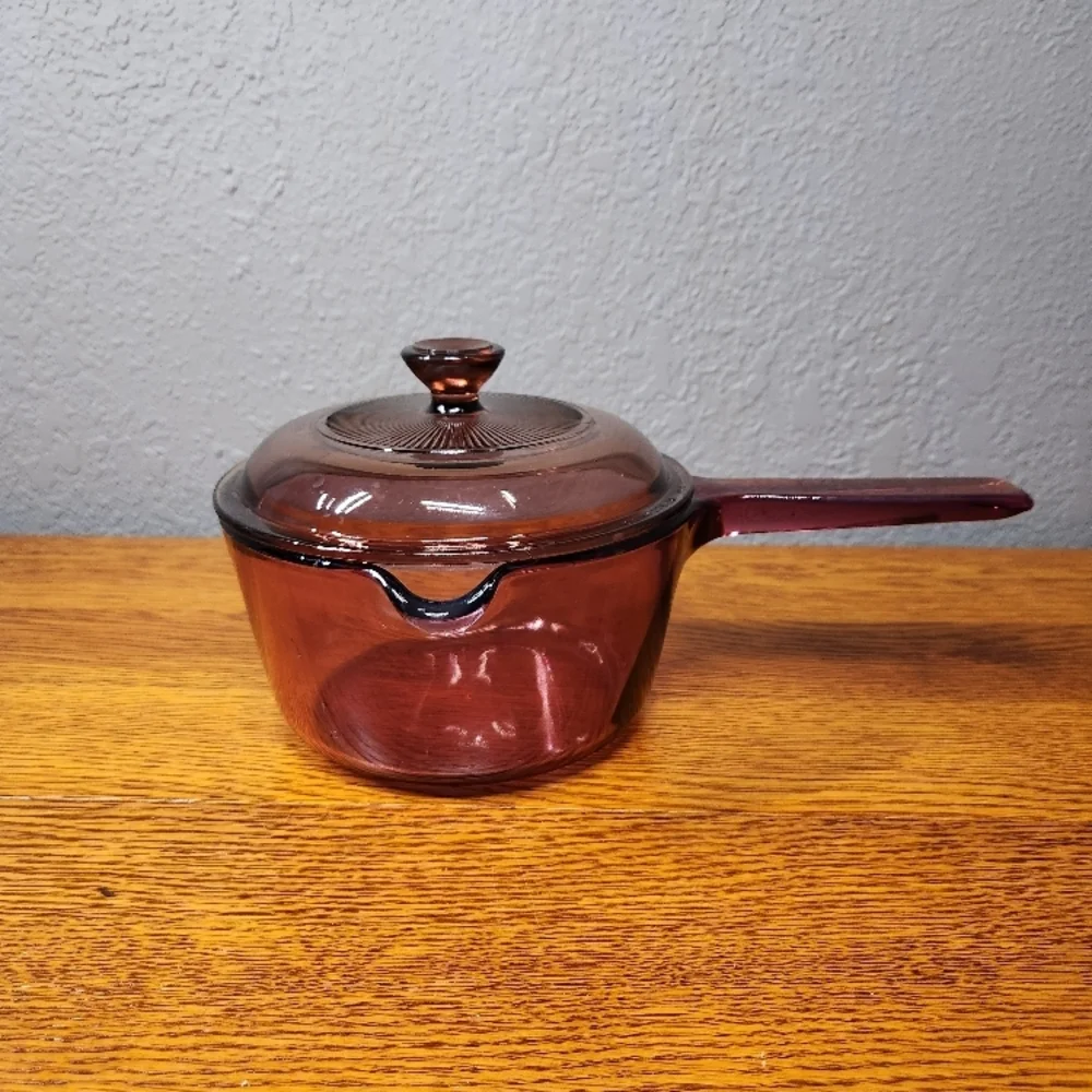 Corning Visions cranberry saucepan 1 L